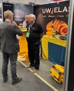 Nu öppnar vi vår monter för en spännande dag 2 i Stavanger. Vi tackar alla besökare som hälsade på oss under gårdagen och räknar med samma anstormning idag, Välkomna ! /Ulf, Mikael och Geir