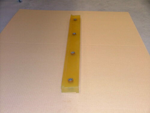 Avskrapare med stålhylsor